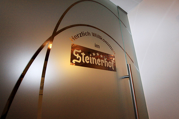 Glastür Eingang Steinerhof